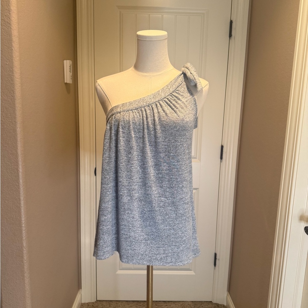 GAP Heather Gray Top